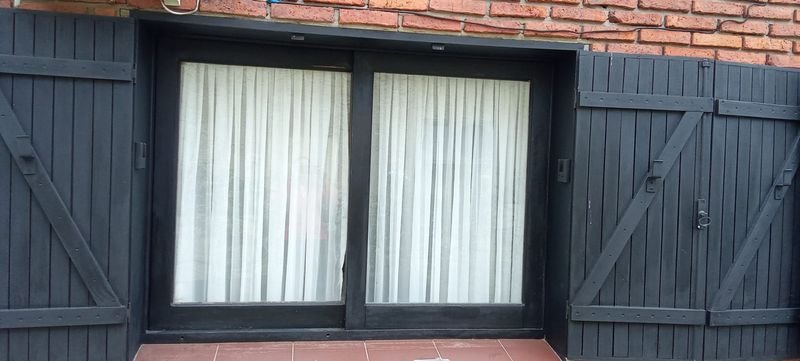 Item 869993 - Image 3