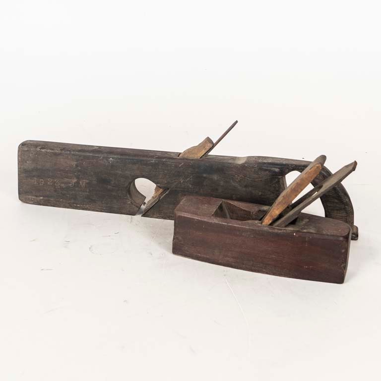 Dos Cepillos de Carpintero Antiguos de Madera