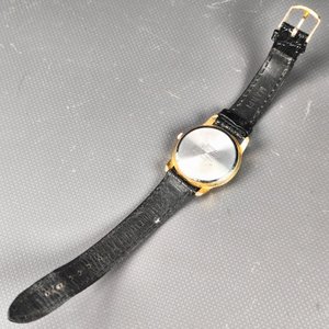 Dos Relojes Casio y Otro Dorado con Malla de Cuero - imagen 11