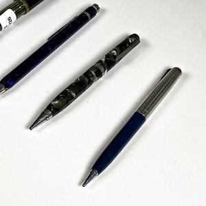 Lote de Cuatro Lapiceras: Pluma y Biromes Vintage - imagen 2