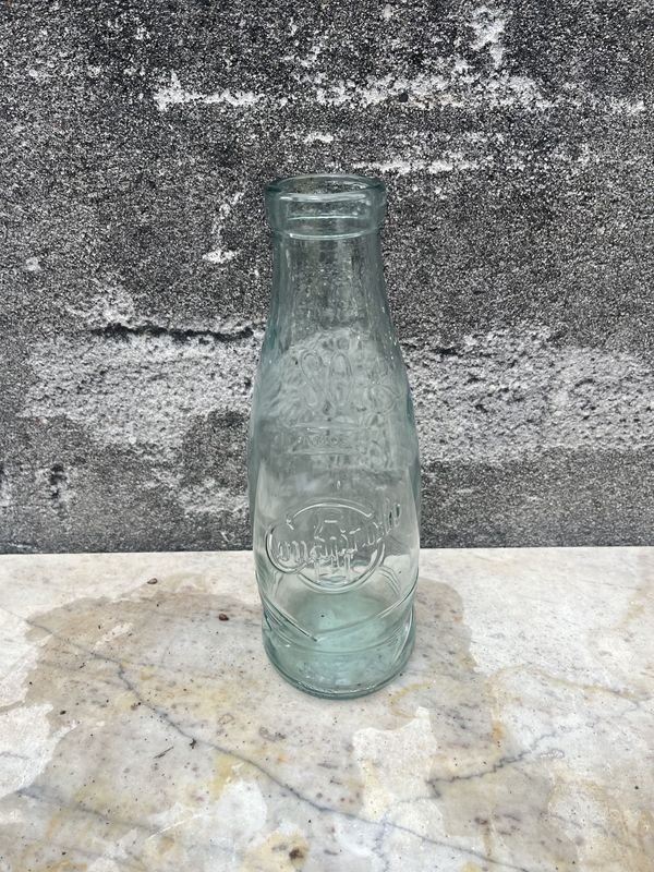 Botella de leche vintage con etiqueta original - imagen 1