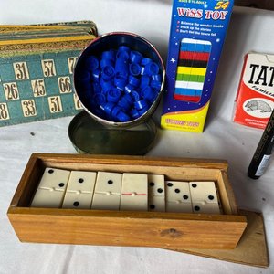 Lote de Juegos de Mesa: Lotería, Dominó, Yenga y Naipes - imagen 3