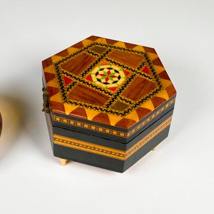 Dos cajas alhajeros madera y vidrio color - imagen 3