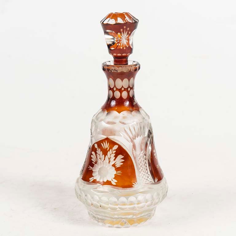 Lote anterior: Botellas de Cristal Tallas con Partes Coloridas