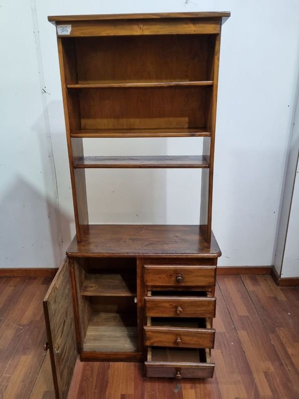 Aparador en Madera con Estantería de Vidrio - imagen 3