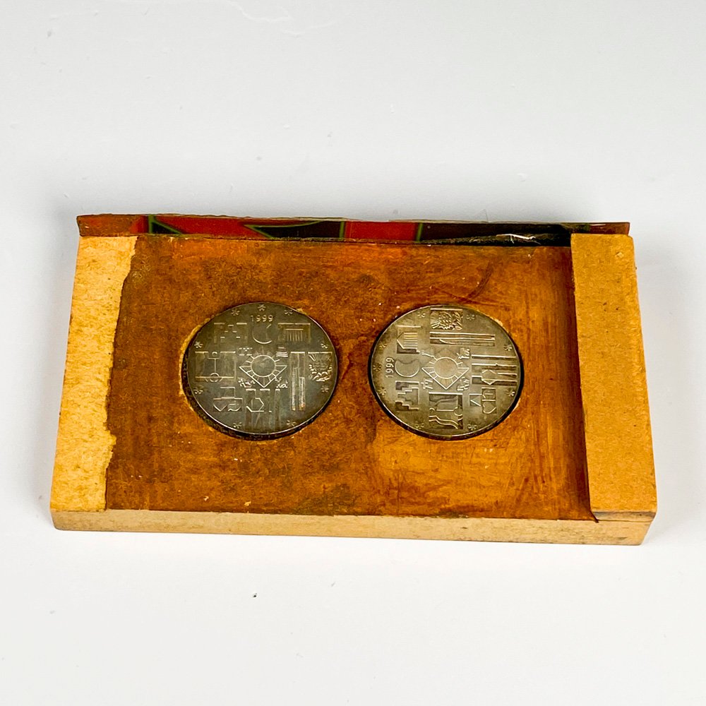 Lote siguiente: Monedas de plata escudo Mercosur en caja de madera