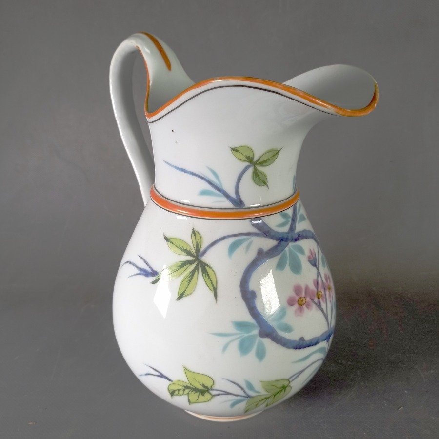 Item 16589 - Image 0
