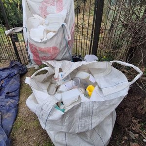 2 Bolsones big Bag capacidad 1000kg Para Escombro o residuos - De Tejido Polipropileno con 4  Asas Reforzadas en las esquina Para su traslado o elevación por maquina o autolevador. - imagen 2