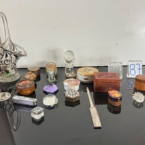 Lote de 21 Adornos Varios: Cajas, Joyeros y Objetos Decorativos - imagen 3