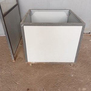 2 Cubos Exhibidores Grises con Estantes Transparentes - imagen 3
