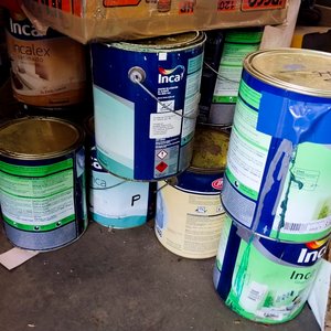 Lote de Pinturas: Latas Inca, Sinteplast y Otras Varias - imagen 1