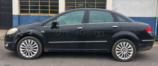 Fiat Linea Negro