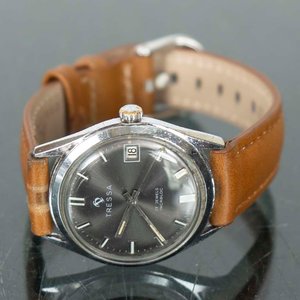 Lote anterior: Reloj Tressa con Calendario y Malla de Cuero