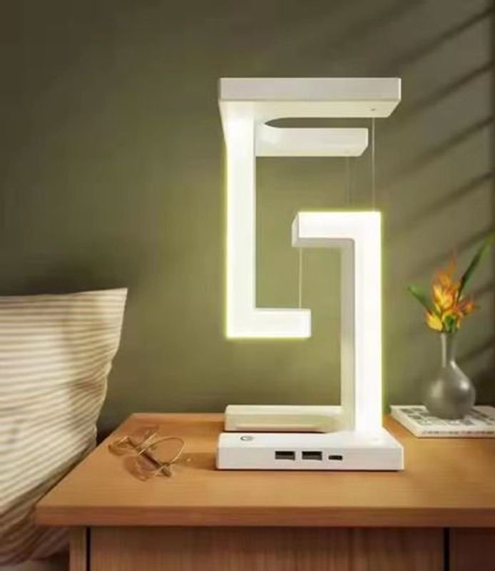 Lote anterior: Lámpara de escritorio con diseño LED levitante