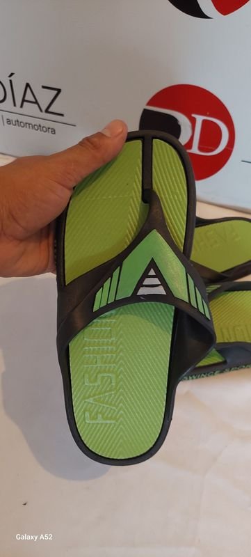 Zapatillas de verano para hombre - imagen 2