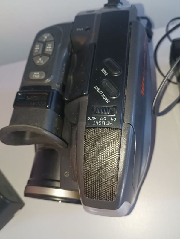 Filmadora Panasonic Palmcorder PV-A307 - imagen 6
