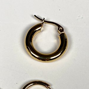 Dos Pares de Arracadas Enchapadas Doradas - imagen 4