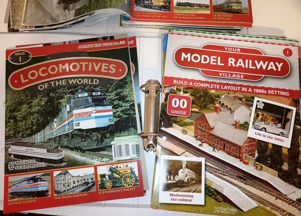 Colección de libros y revistas de ferromodelismo en inglés - imagen 2