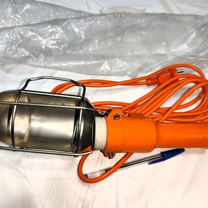 Lámpara Piloto Portátil con Cabezal Metálico y Cable Naranja, 220V - imagen 4
