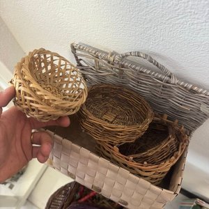 Lote de Canastos de Mimbre y Fibra Natural - imagen 8