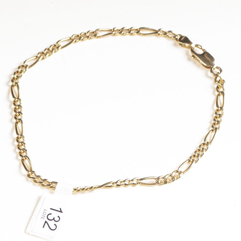 Lote siguiente: Pulsera oro 18k con pendiente