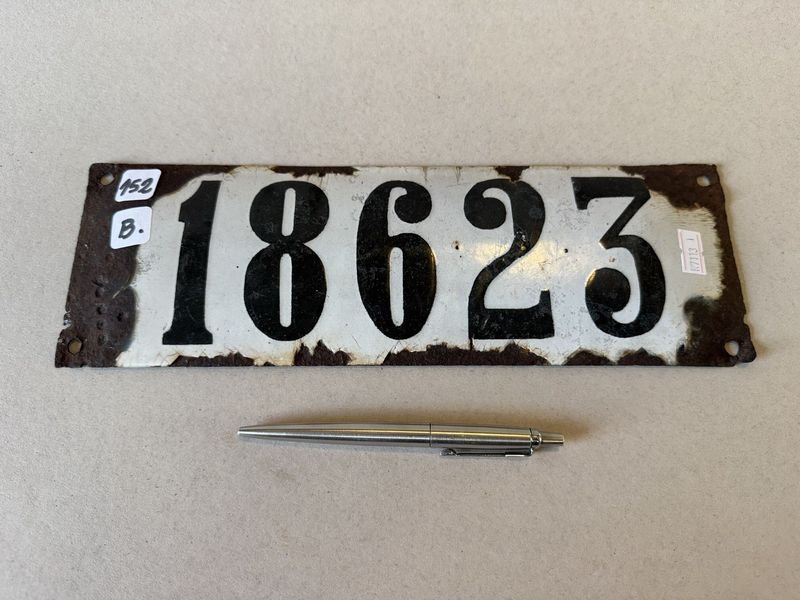 Item 877968 - Image 0