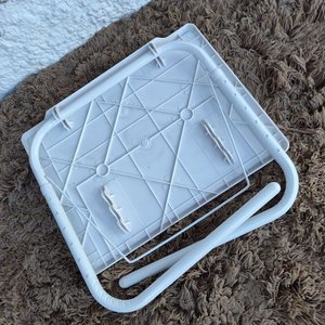 Mesa Plegable de Camping Blanca con Tapa Plástica y Patas Regulables - imagen 10