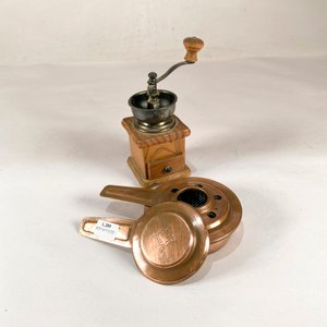 Lote anterior: Mechero de Cobre y Pimentero de Madera Vintage