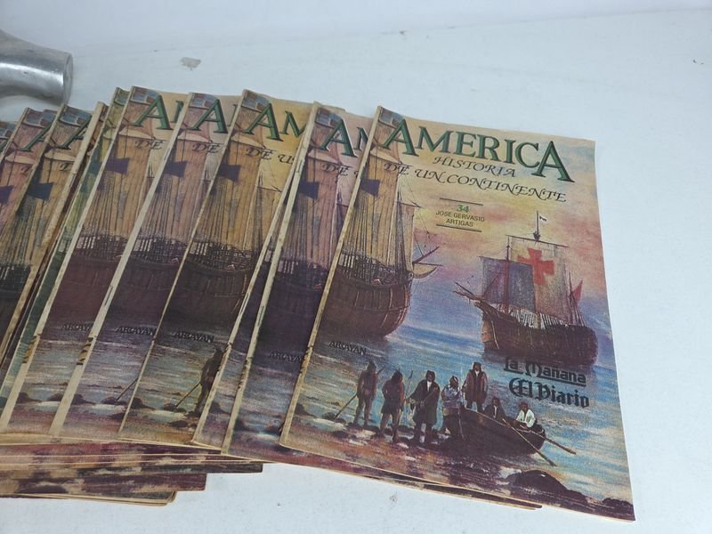 Colección América del diario la Mañana - Libros y Escultura - imagen 4