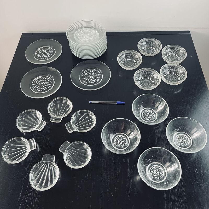 Lote siguiente: Vidrio de mesa con forma de ostras