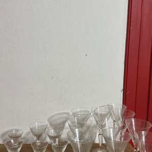 Lote anterior: Juego de 16 Copas de Cristal Tallado