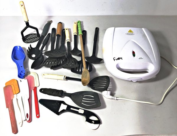 Máquina para Fabricar Galletas Kassel Kids con 24 Accesorios de Cocina - imagen 1