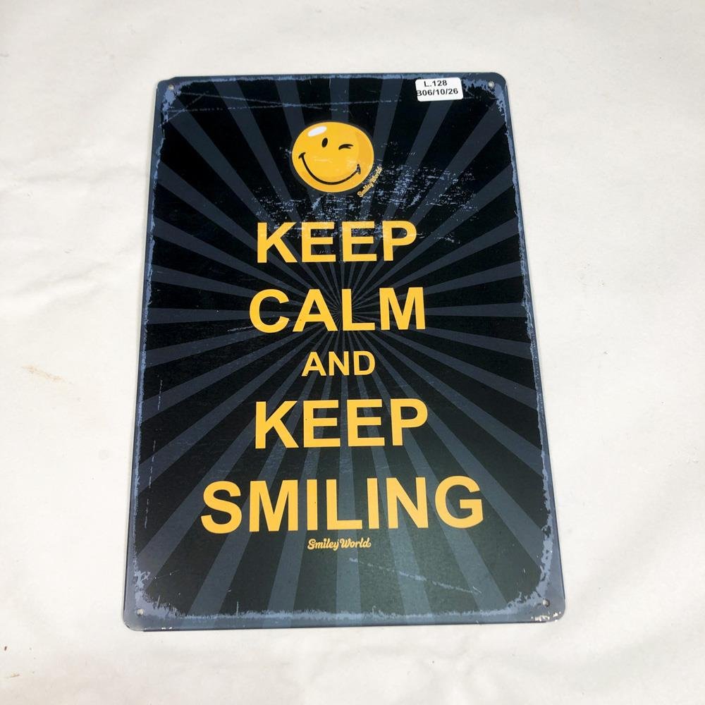 Chapa Decorativa "Keep Calm and Keep Smiling" Metal 30x20 cm