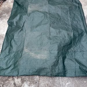 Carpa Verde para Dos Personas con Estacas y Lona - imagen 2