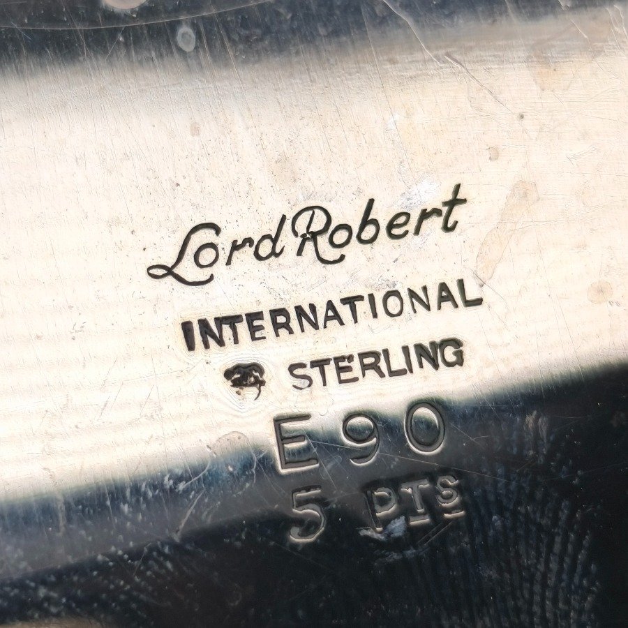 Jarra para agua de plata sterling con detalles en relieves - imagen 14