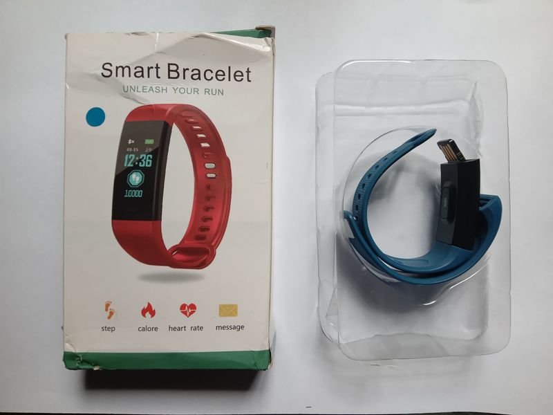 Lote siguiente: Reloj inteligente con control de pulsaciones y Bluetooth
