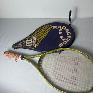 Lote anterior: Raqueta de Tenis Wilson Radagator 110 con Funda