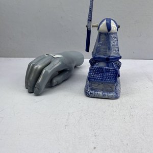 Adorno de Molino Holandés en Porcelana Azul y Blanco con Aspas Giratorias - imagen 2