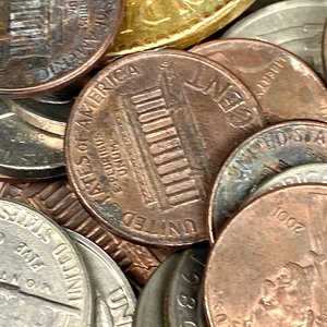 Lote de Monedas Varias, Incluyendo una con Imagen de Che Guevara - imagen 4
