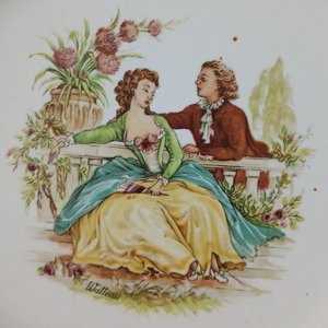 Plato Antiguo de Loza Industria Uruguaya "Escena Galante" Estilo Rococó - imagen 2