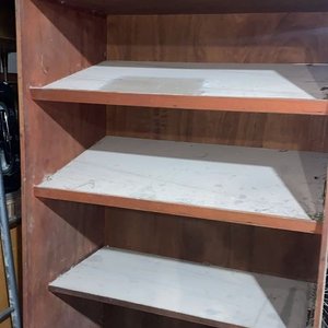 Lote anterior: Galletero de Madera con 3 Niveles y Profundidad de 65 cm