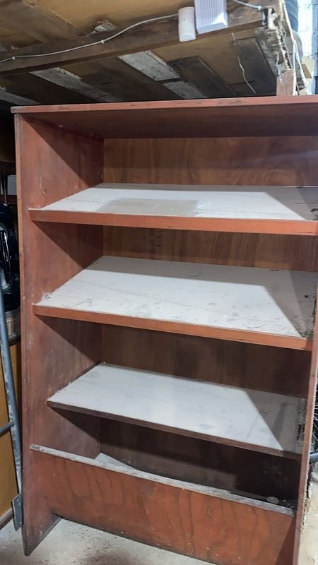 Galletero de Madera con 3 Niveles y Profundidad de 65 cm