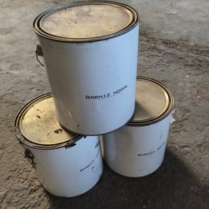 Conjunto de 3 Latas de Barniz Nogal 900ml - imagen 3