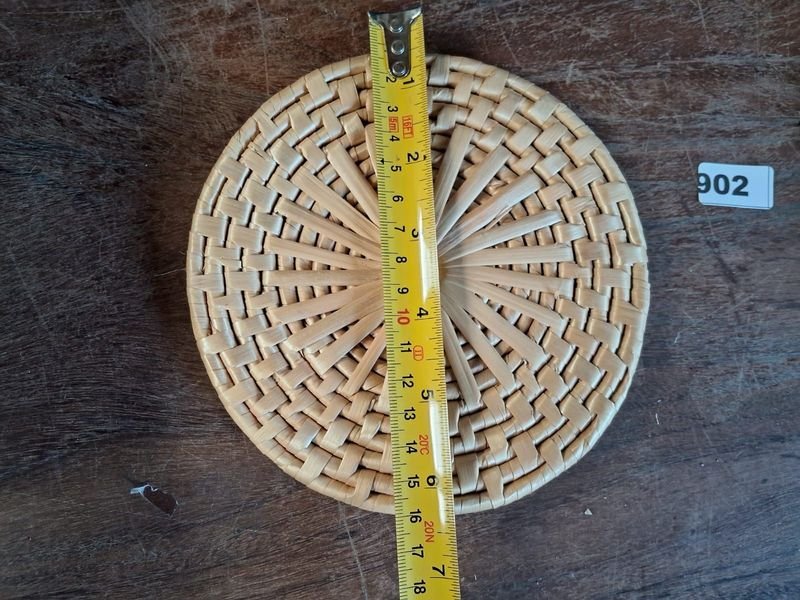 Objetos de mimbre y madera para decoración y uso doméstico - imagen 4