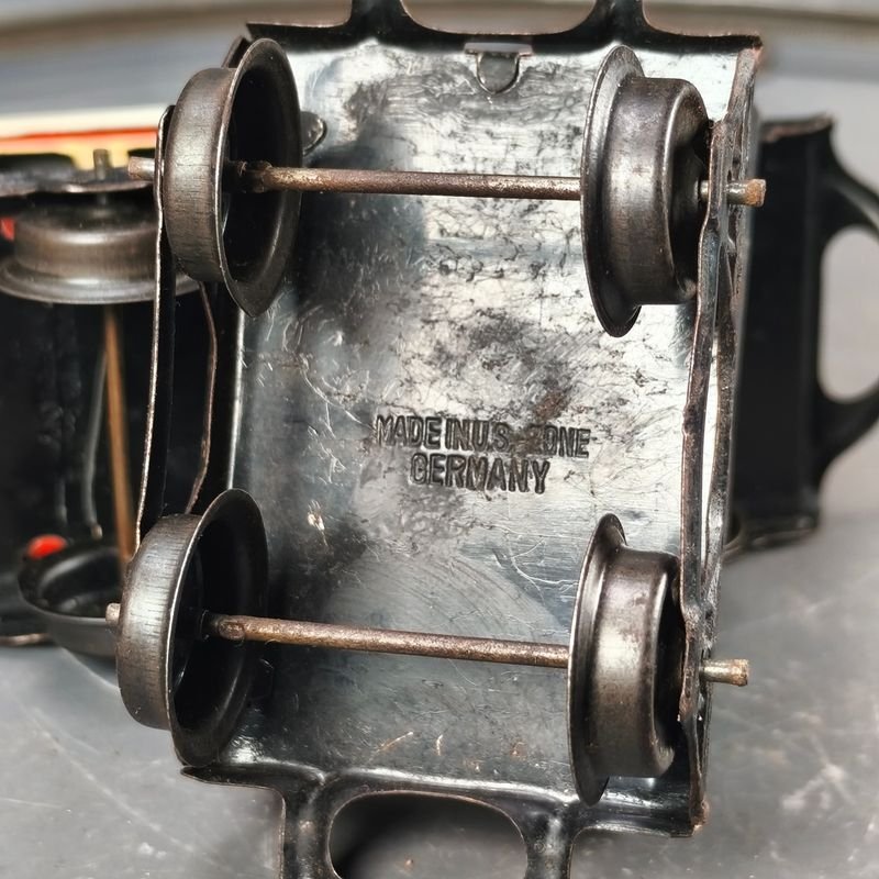 Colección de trenes de juguete vintage con mecanismo de cuerda - imagen 12