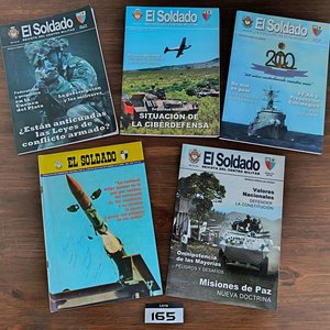 Lote de Revistas Vintage: Pesca, Deportes, Aventura y Militar "El Soldado" - imagen 4