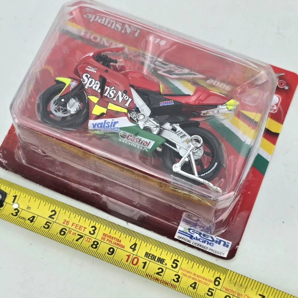 Modelo de motocicleta de carreras Gresini Racing de 2006 - imagen 10