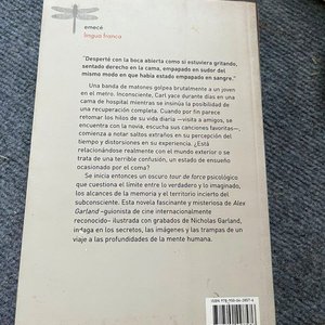 Libro "En Coma" de Alex Garland, Edición Emecé - imagen 2
