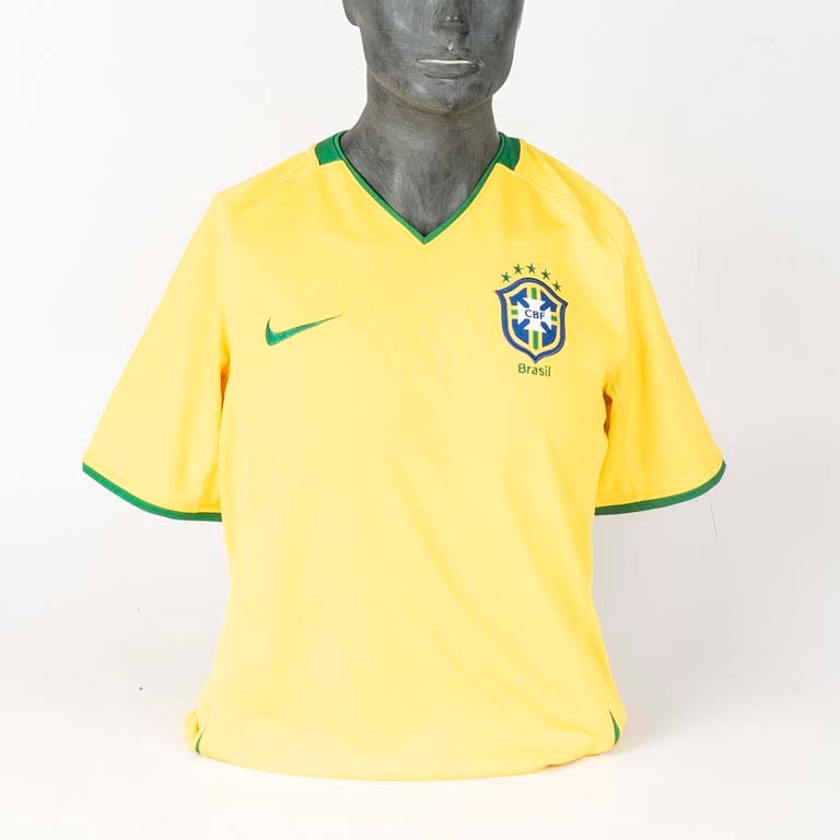 Lote siguiente: Camiseta oficial de la selección de Brasil de Nike