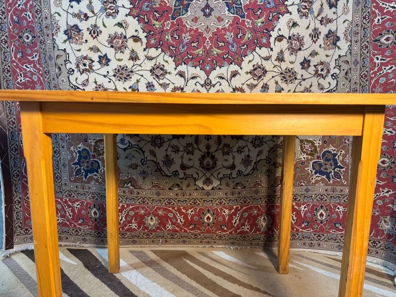 Mesa y silla en pino. Impecable estado! - imagen 5